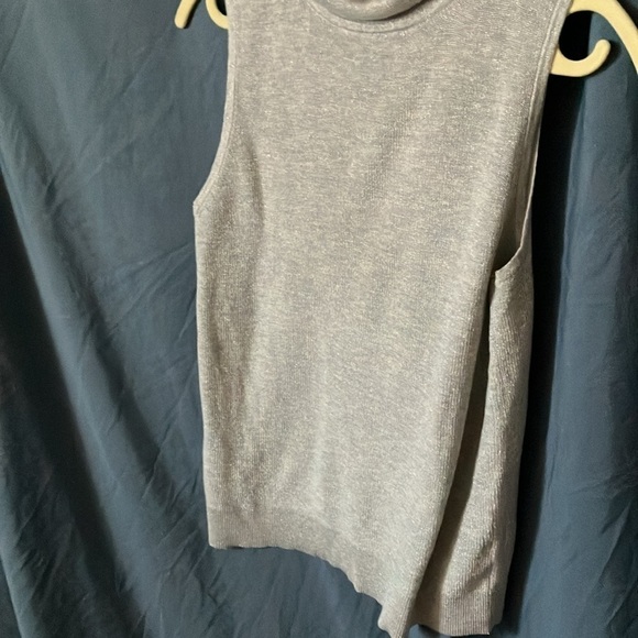 Banana Republic: Silver Sparkle Turtleneck Sweater Tank Top- M - Picture 14 of 16
